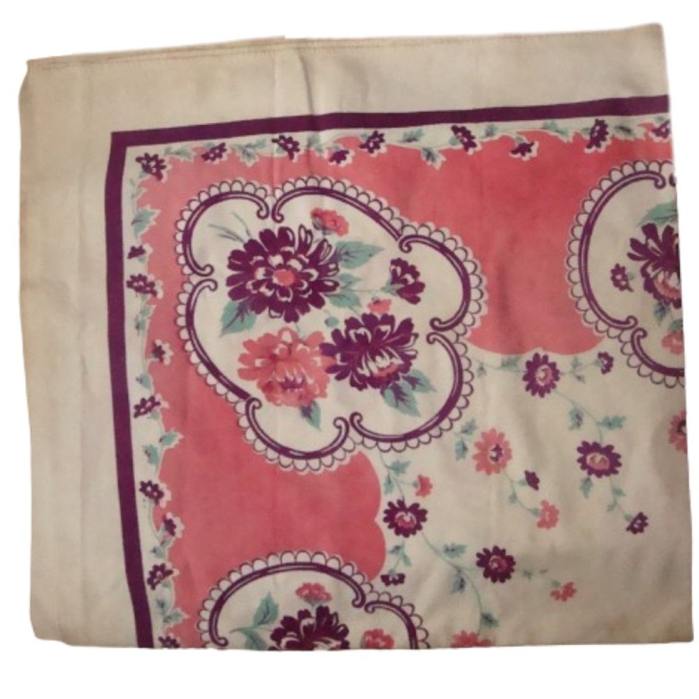 Vintage Floral Tablecloth Cottage Core Granny Grandma - Picture 14 of 16